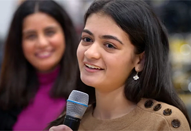 Watch Noor Haideri’s Surprise Announcement: Winner of the 2022 Breakthrough Junior Challenge